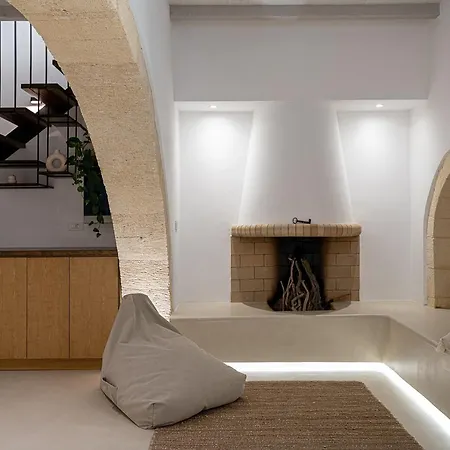 Lithos Retreat Apartment *